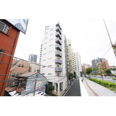 新宿まで乗り換えなし4分！  入居最大5人／Wi-Fi無料／PASEO市谷台町II 103の地図画像