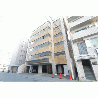 【東本願寺前5分】ウッドデッキ付◎住宅街で短期滞在丨マンションカトレア202(禁煙)(1)の地図画像