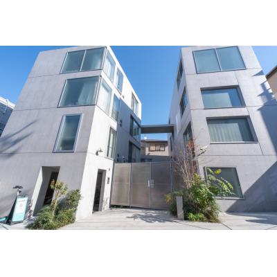 駅から徒歩6分！メゾネット/お洒落な外観＆内装/LEGALAND幡ヶ谷ANNEX 104の地図画像