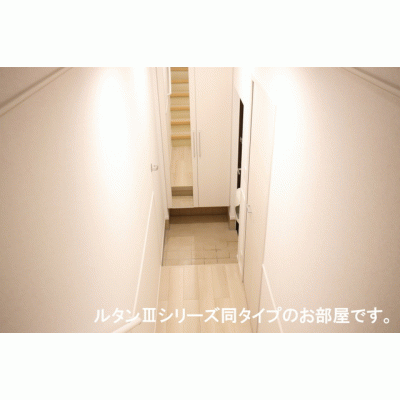 コッリーナ・ヴェルデ　Ｋ 103【管理NO：1-028549901-01030】 ★家具家電は申し込み後に搬入します 2026年10月上旬入居可能の地図画像