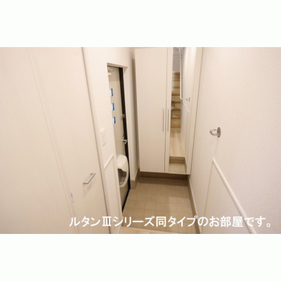 コッリーナ・ヴェルデ　Ｋ 102【管理NO：1-028549901-01020】 ★家具家電は申し込み後に搬入します 2026年10月上旬入居可能の地図画像