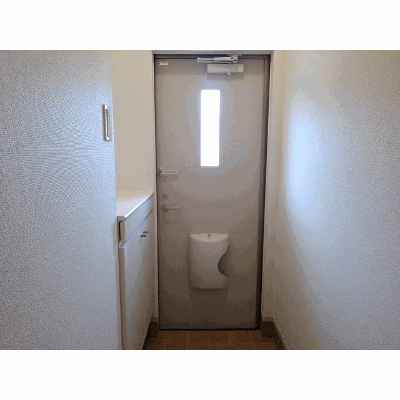 アマデウスハウス 205【管理NO：1-014995001-02050】 ★家具家電は申し込み後に搬入します 2026年08月中旬入居可能の地図画像