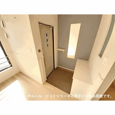 ロイヤル　エンブレム 103【管理NO：1-027839801-01030】 ★家具家電は申し込み後に搬入します 2026年09月上旬入居可能の地図画像