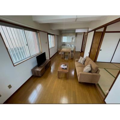 【嘉数マンション１LDK】広々リビング★ベット2台・ダイニングテーブルあり★の地図画像