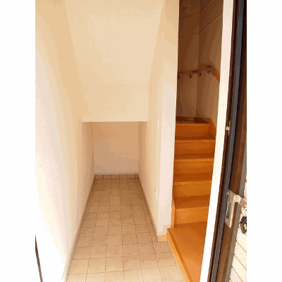 ノイクラール 301【管理NO：1-017797601-03010】 ★家具家電は申し込み後に搬入します 2026年08月下旬入居可能の地図画像